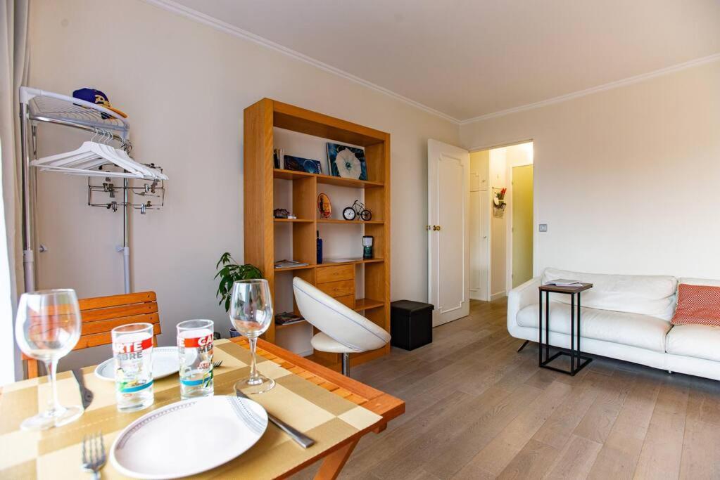 Studio With Balcony Παρίσι Εξωτερικό φωτογραφία